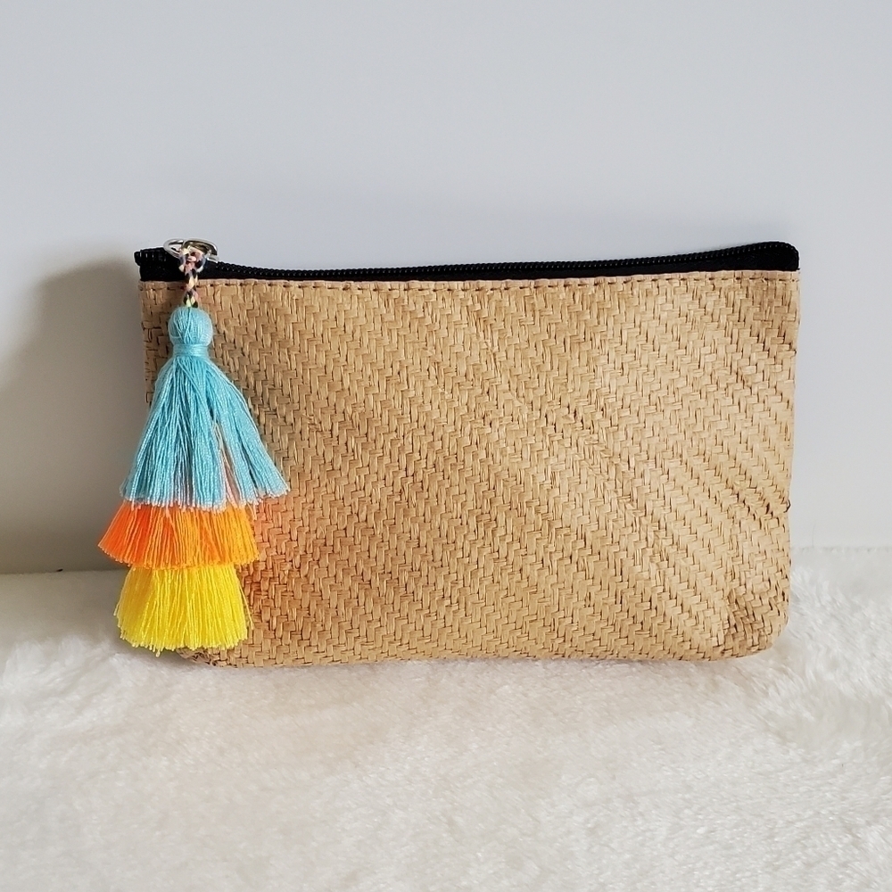 NORDSTROM Straw Beauty Tan Black Cosmetic Makeup Bag With Tassel